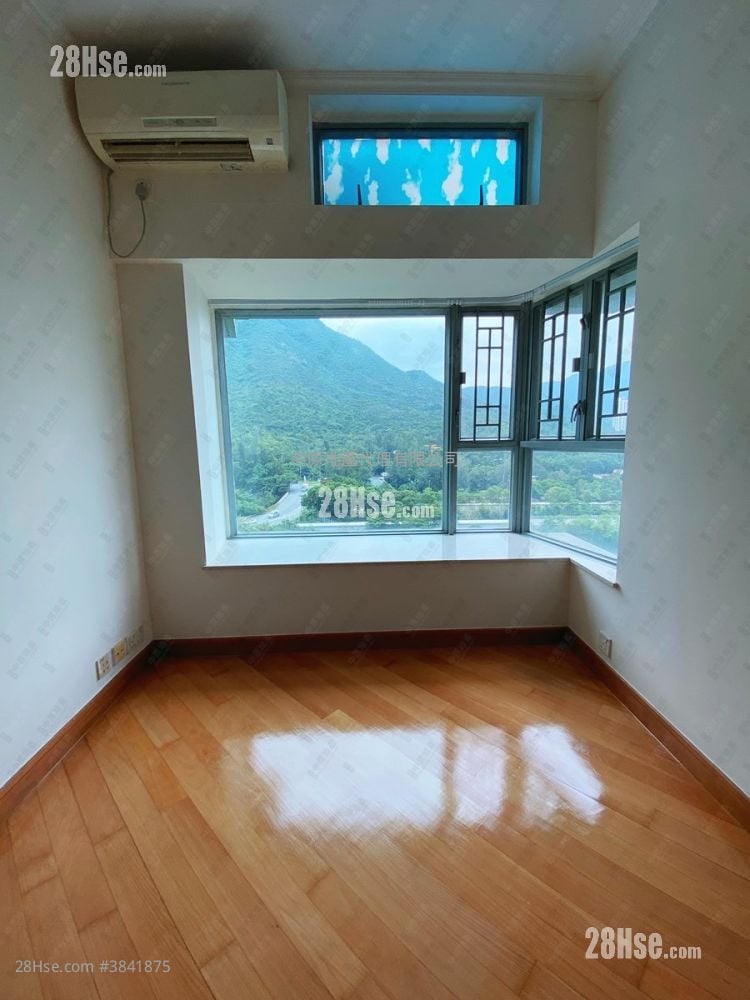 Coastal Skyline Sell 2 Bedrooms , 1 Bathroom 592 ft²