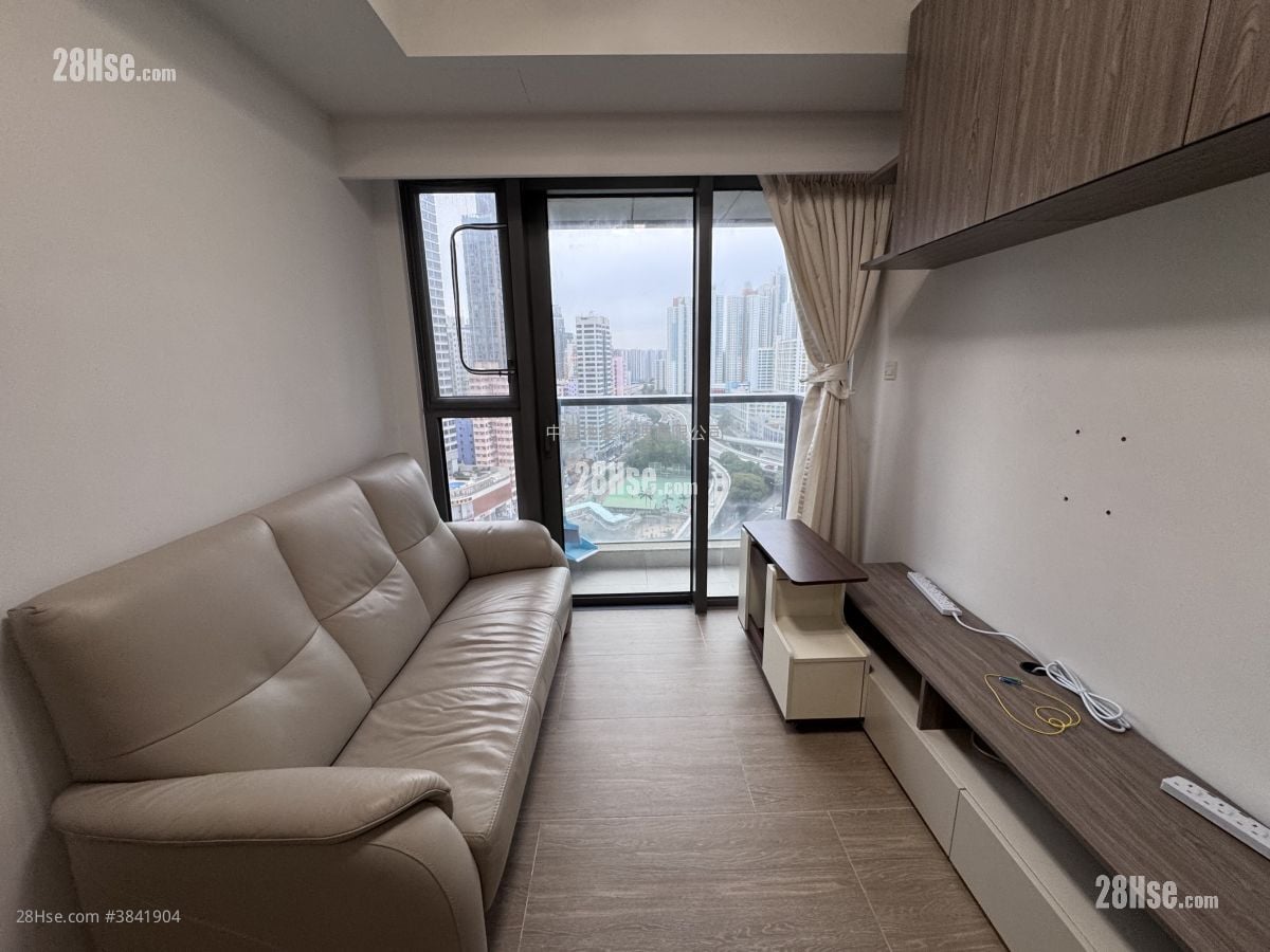 Lime Gala Sell 1 Bedroom 359 ft²