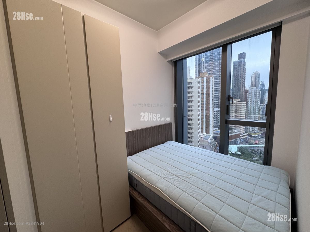 Lime Gala Sell 1 Bedroom 359 ft²