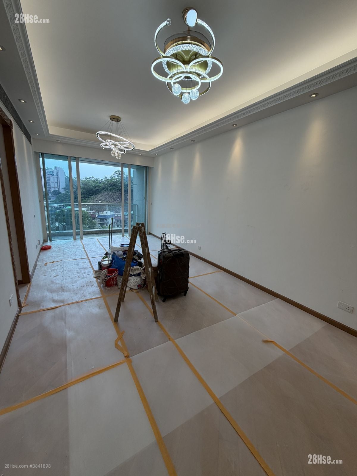 Peak One Rental 3 Bedrooms , 2 Bathrooms 1,027 ft²