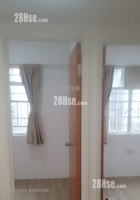Hong King Building Rental 3 Bedrooms , 1 Bathroom 437 ft²