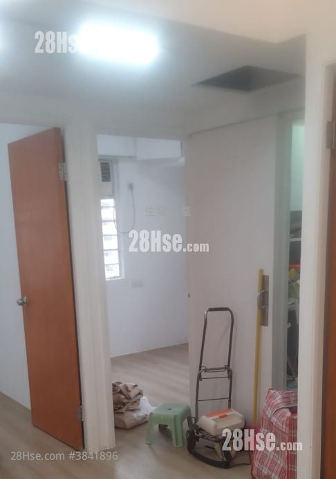 Hong King Building Rental 3 Bedrooms , 1 Bathroom 437 ft²