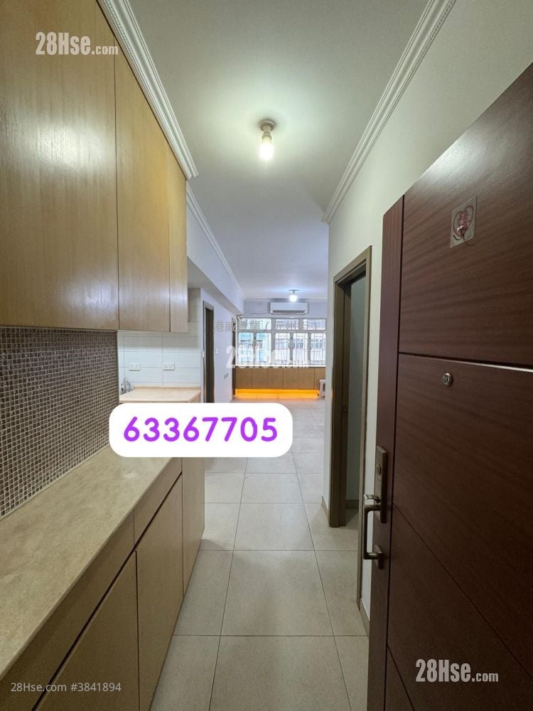 Happy Centre Rental 3 Bedrooms , 1 Bathroom 495 ft²