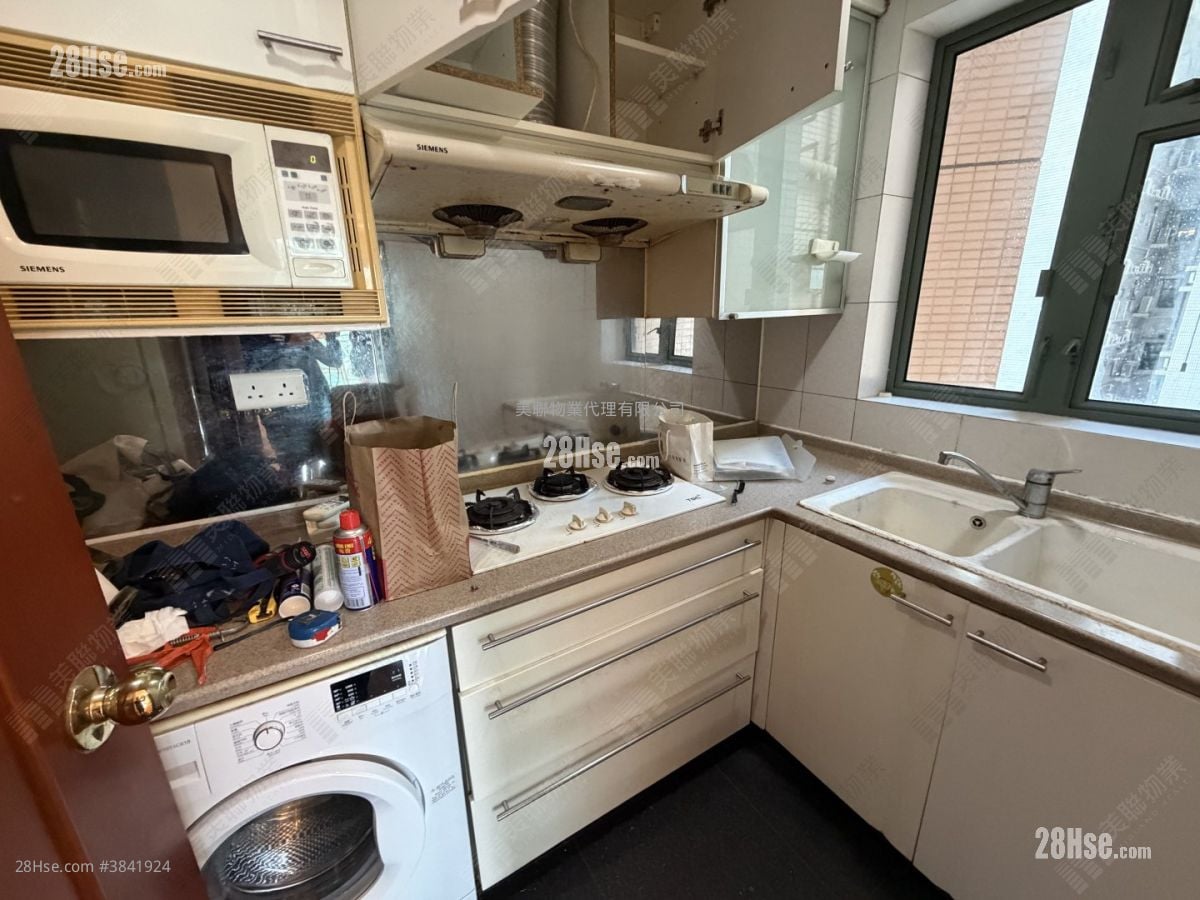 Residence Oasis Rental 3 Bedrooms , 2 Bathrooms 652 ft²