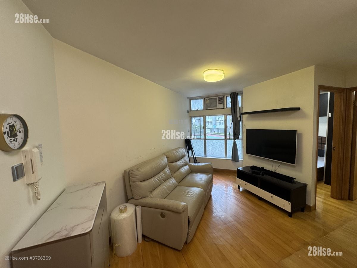 Whampoa Garden Sell 2 Bedrooms , 1 Bathroom 389 ft²