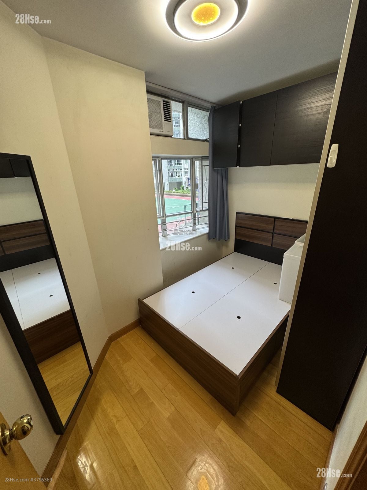 Whampoa Garden Sell 2 Bedrooms , 1 Bathroom 389 ft²