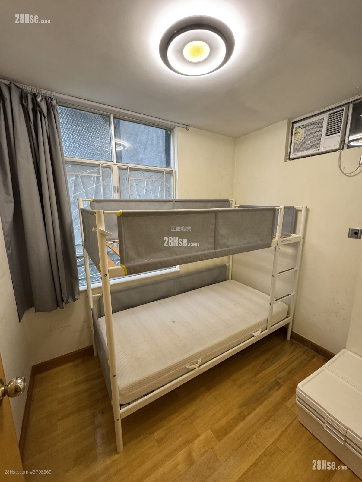 Whampoa Garden Sell 2 Bedrooms , 1 Bathroom 389 ft²