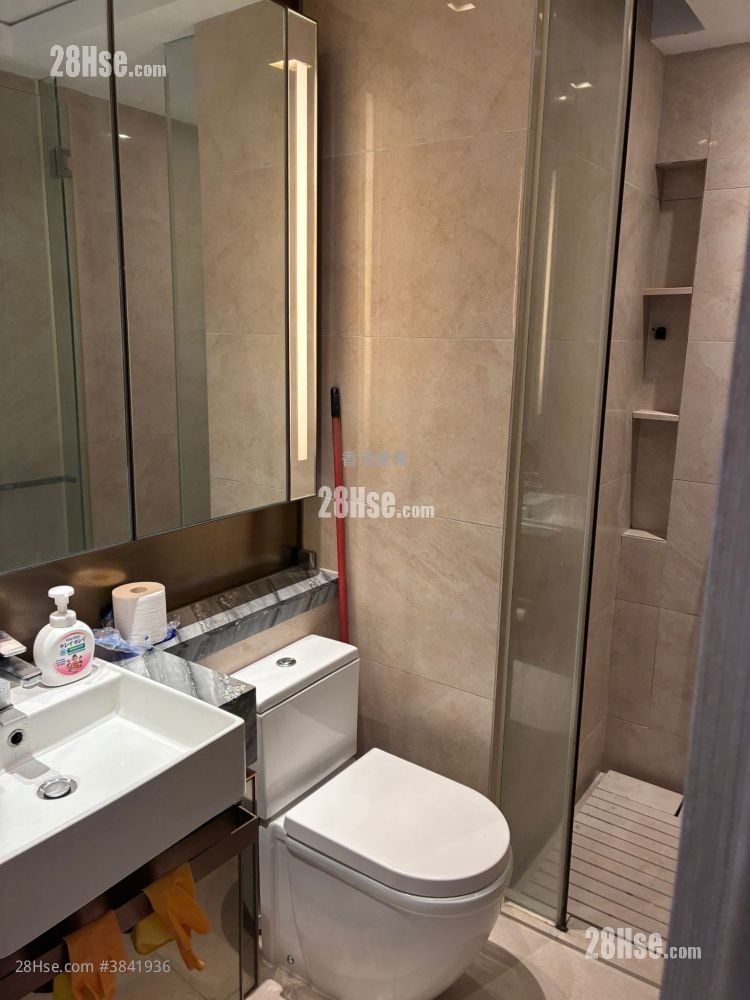 Century Link Sell 2 Bedrooms 483 ft²