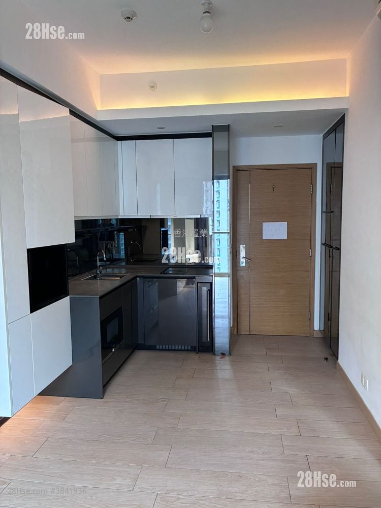 Century Link Sell 2 Bedrooms 483 ft²