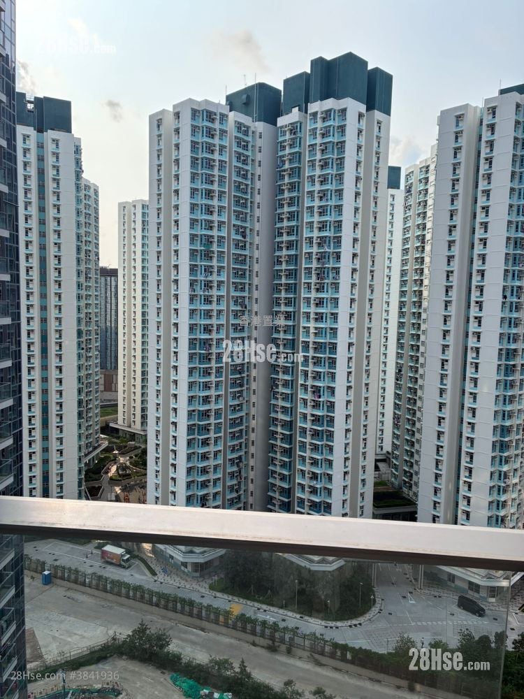 Century Link Sell 2 Bedrooms 483 ft²