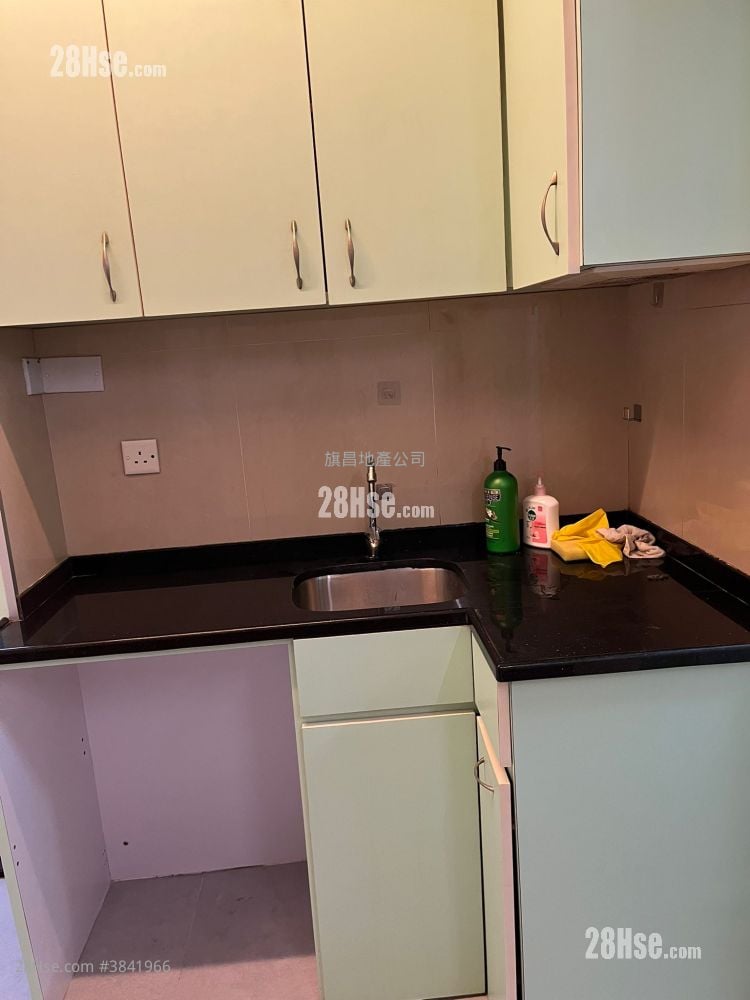 _____ Rental 2 Bedrooms , 1 Bathroom 250 ft²