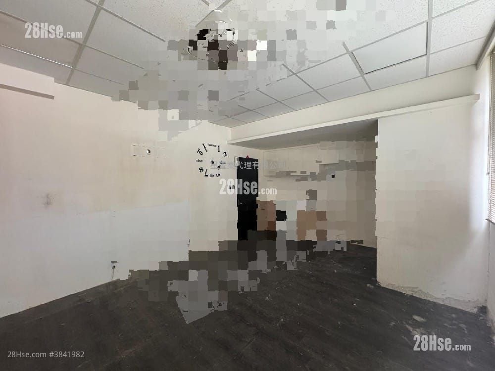 Tak Fung Industrial Centre Sell 1 Bedroom , 1 Toilet 535 ft²