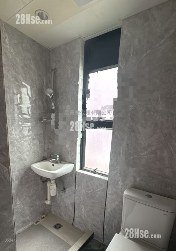 Tak Fung Industrial Centre Sell 1 Bedroom , 1 Toilet 535 ft²