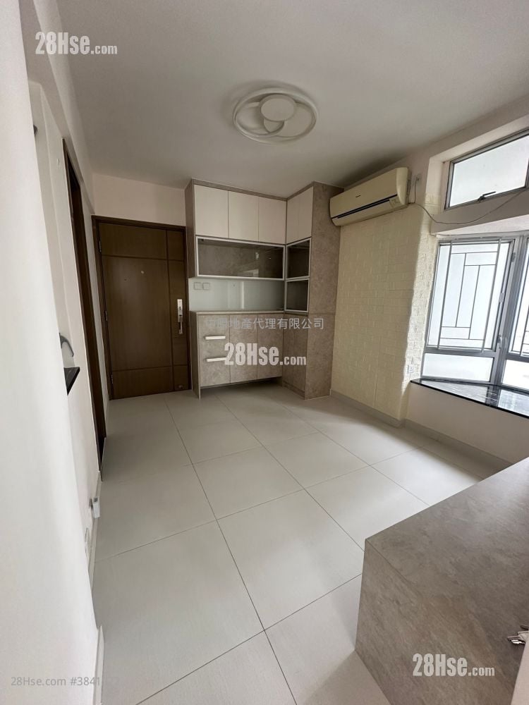 Greenfield Garden Rental 2 Bedrooms , 1 Bathroom 383 ft²