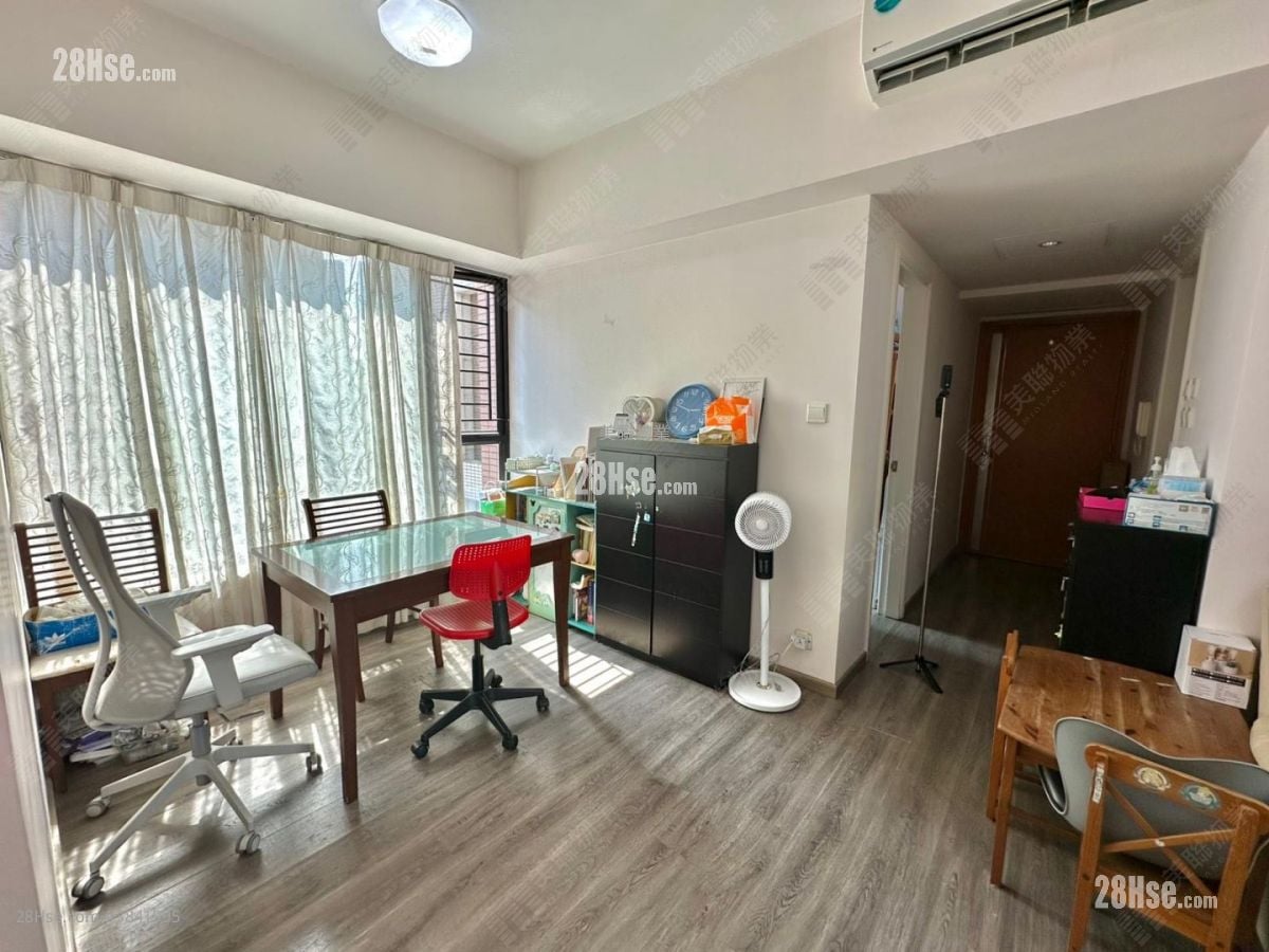 Chelsea Court Sell 4 Bedrooms 722 ft²