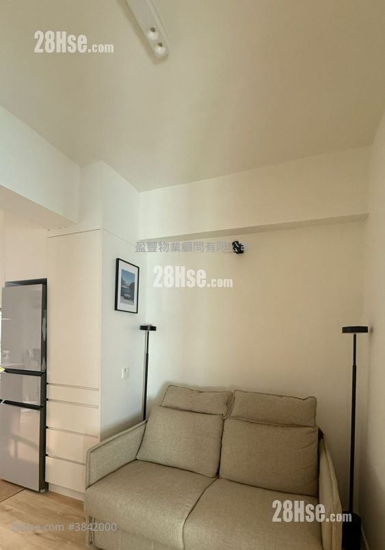Cheong Ip Building Sell 2 Bedrooms , 1 Bathroom 369 ft²