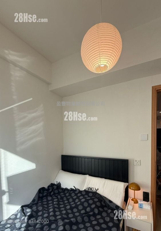 Cheong Ip Building Sell 2 Bedrooms , 1 Bathroom 369 ft²