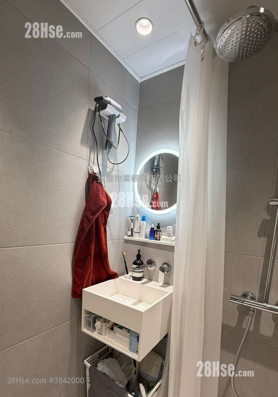 Cheong Ip Building Sell 2 Bedrooms , 1 Bathroom 369 ft²