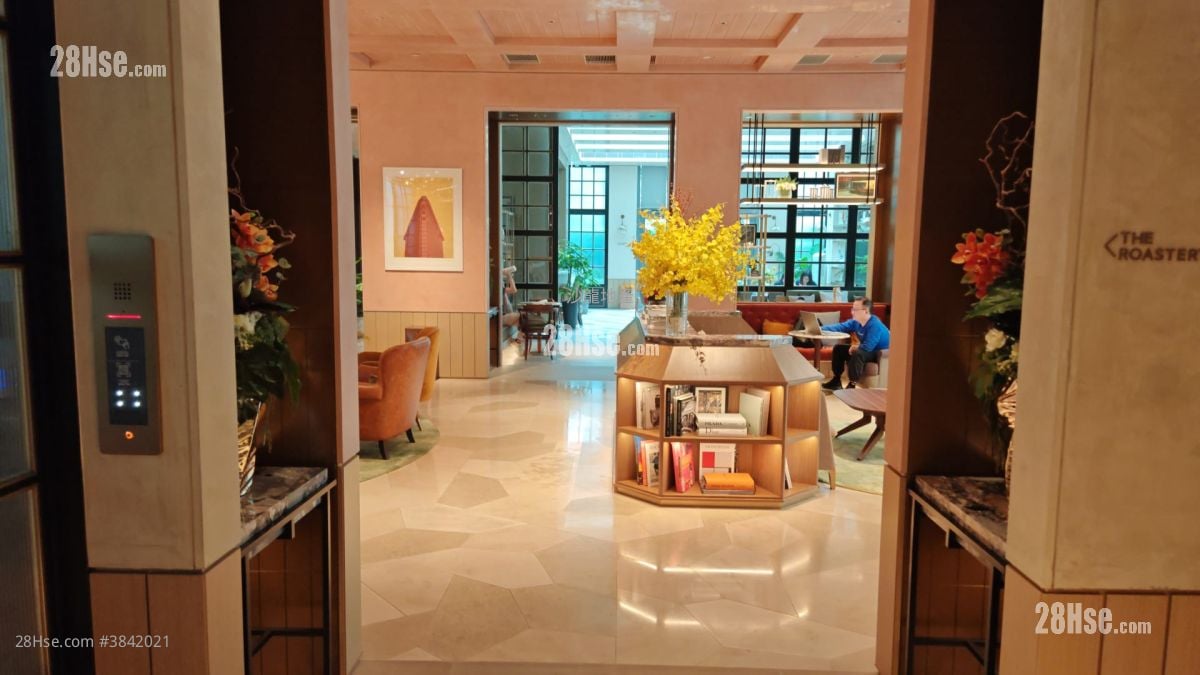 One Soho Rental 1 Bedroom , 1 Bathroom 320 ft²