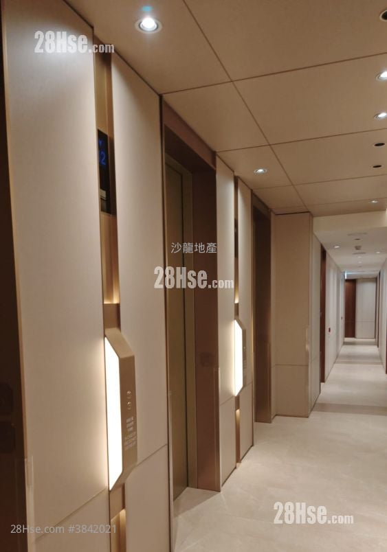 One Soho Rental 1 Bedroom , 1 Bathroom 320 ft²
