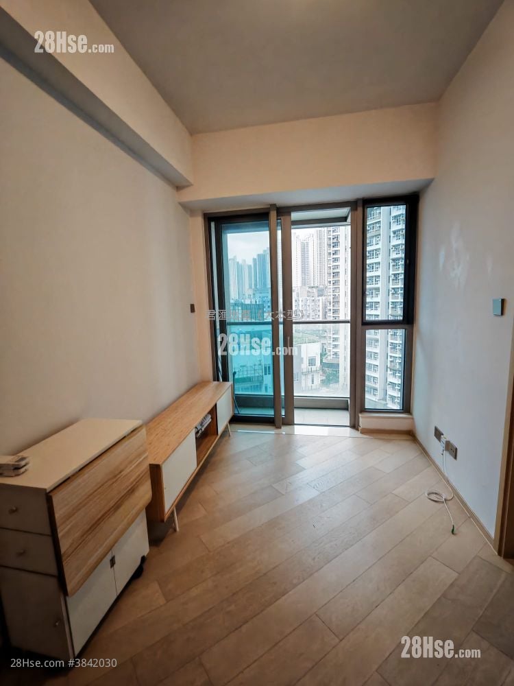 One East Coast Rental 1 Bedroom , 1 Bathroom 261 ft²