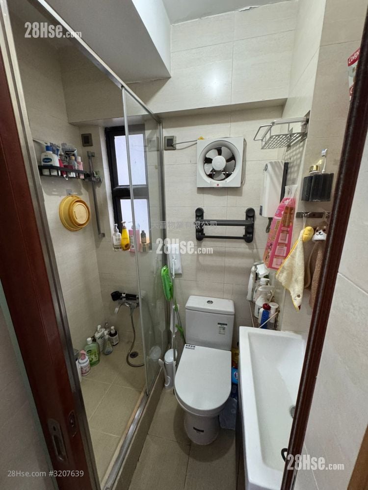 Besthing Garden Sell 2 Bedrooms , 1 Bathroom 244 ft²