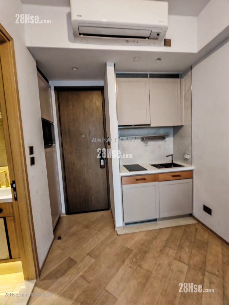 One East Coast Rental 1 Bedroom , 1 Bathroom 261 ft²