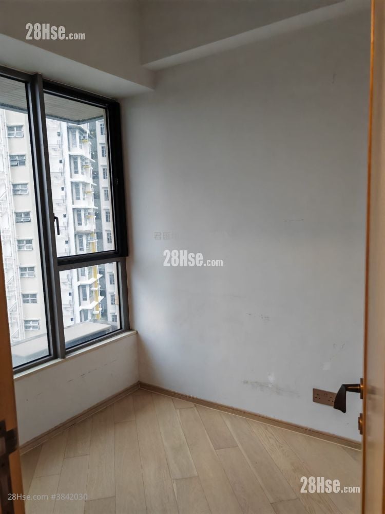 One East Coast Rental 1 Bedroom , 1 Bathroom 261 ft²
