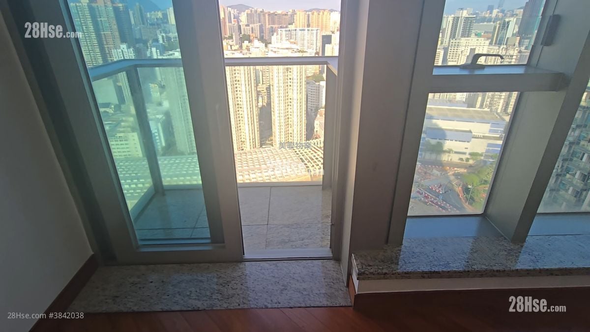 The Coronation Rental 2 Bedrooms , 2 Bathrooms 660 ft²