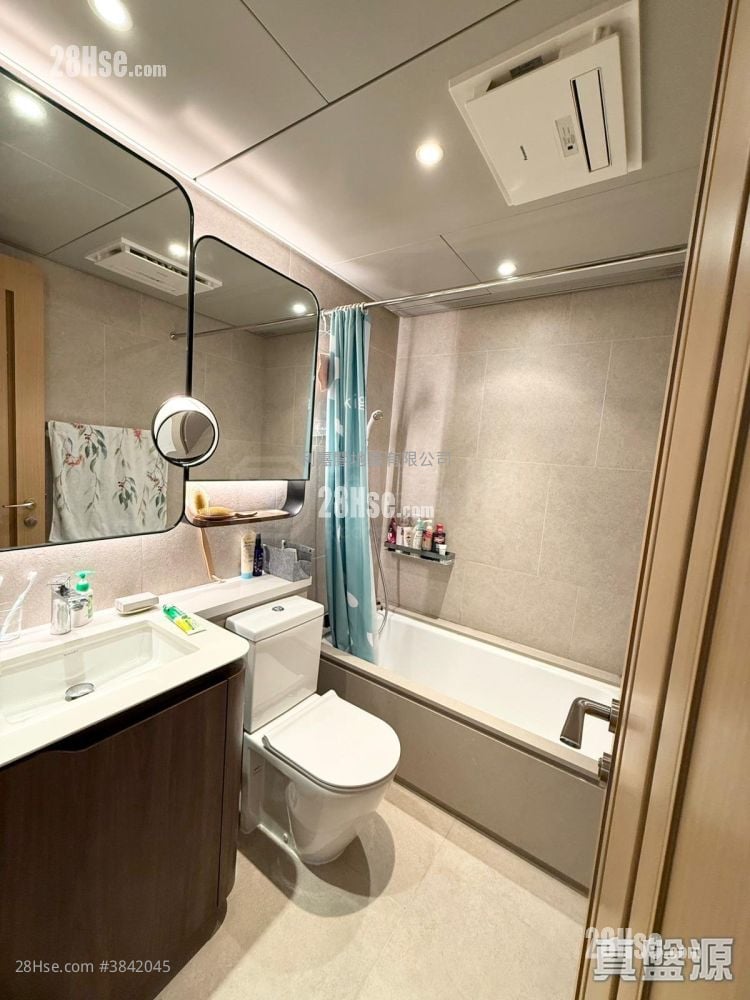 Lp10 Sell 2 Bedrooms 488 ft²