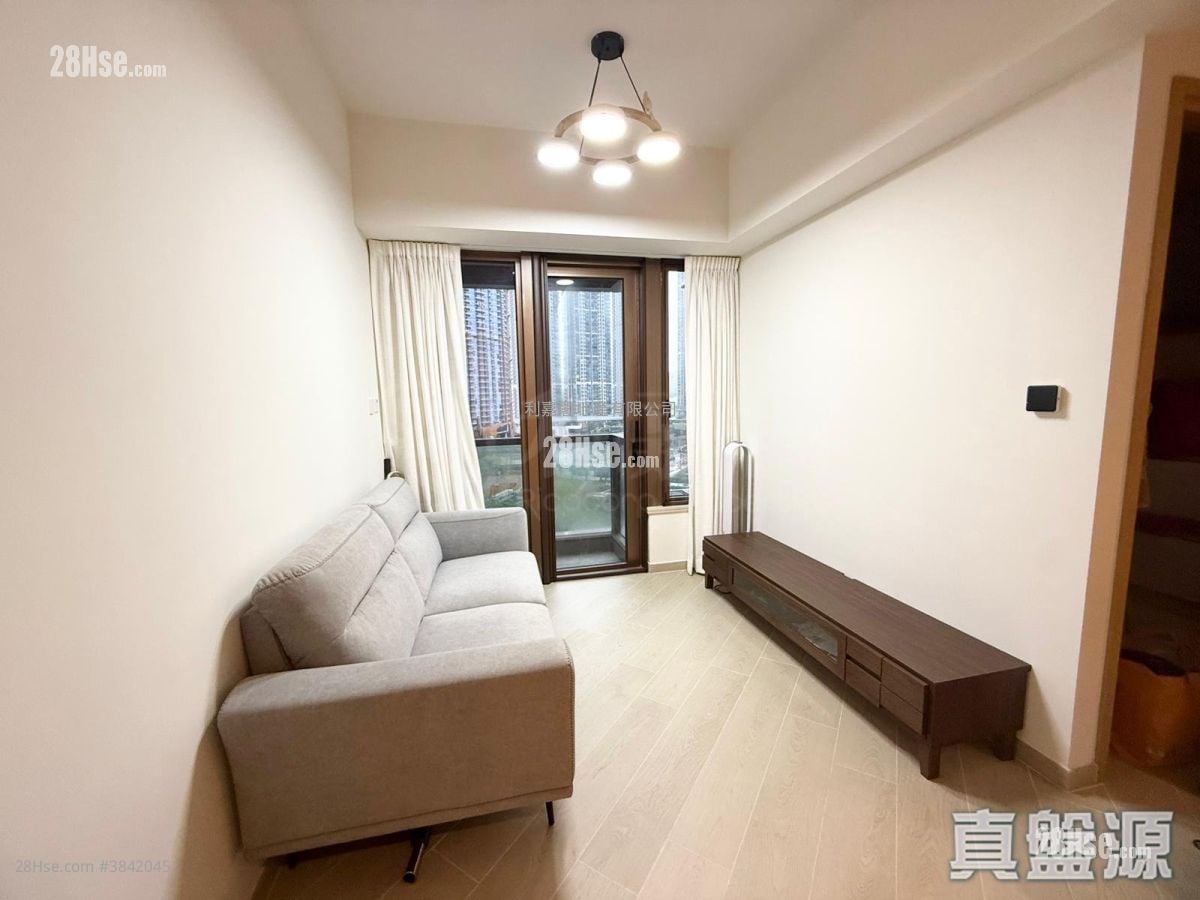 Lp10 Sell 2 Bedrooms 488 ft²