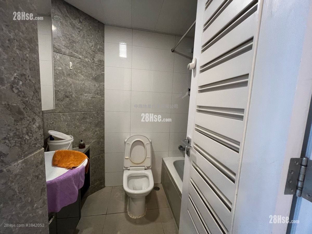 City Point Rental 3 Bedrooms , 2 Bathrooms 660 ft²
