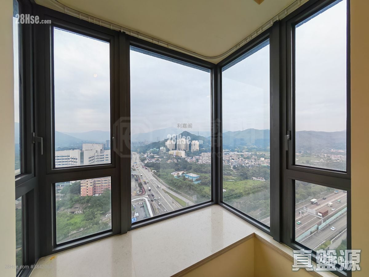 Grand Yoho Sell 3 Bedrooms 777 ft²