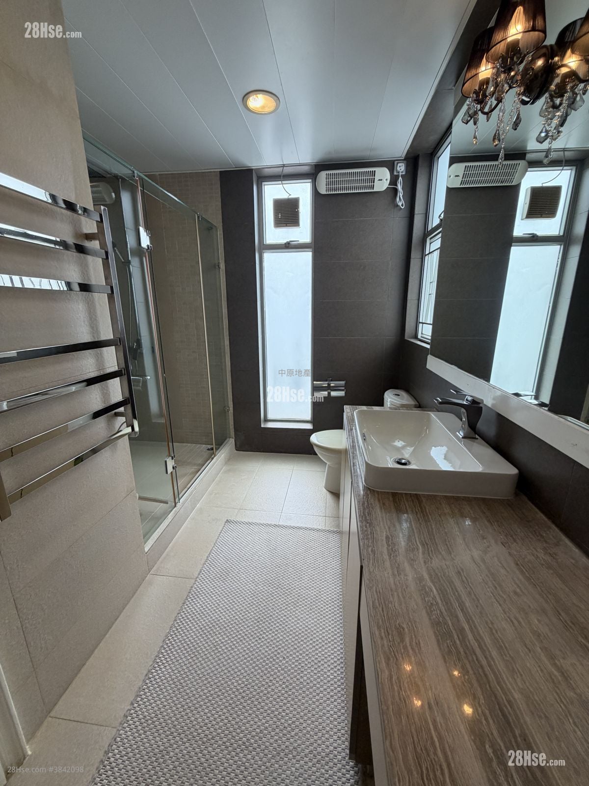 University Court Sell 4 Bedrooms , 4 Bathrooms 1,797 ft²