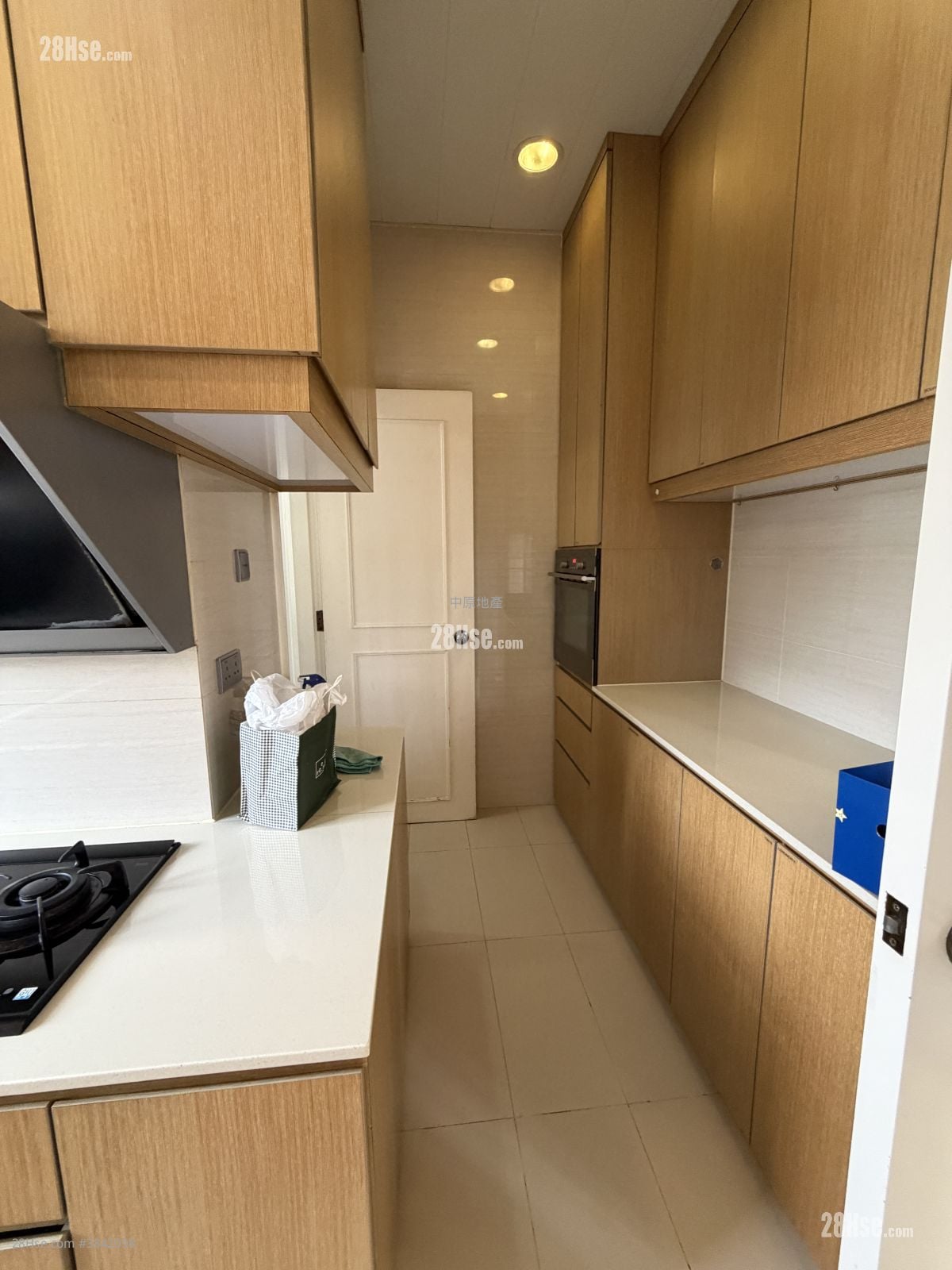 University Court Sell 4 Bedrooms , 4 Bathrooms 1,797 ft²
