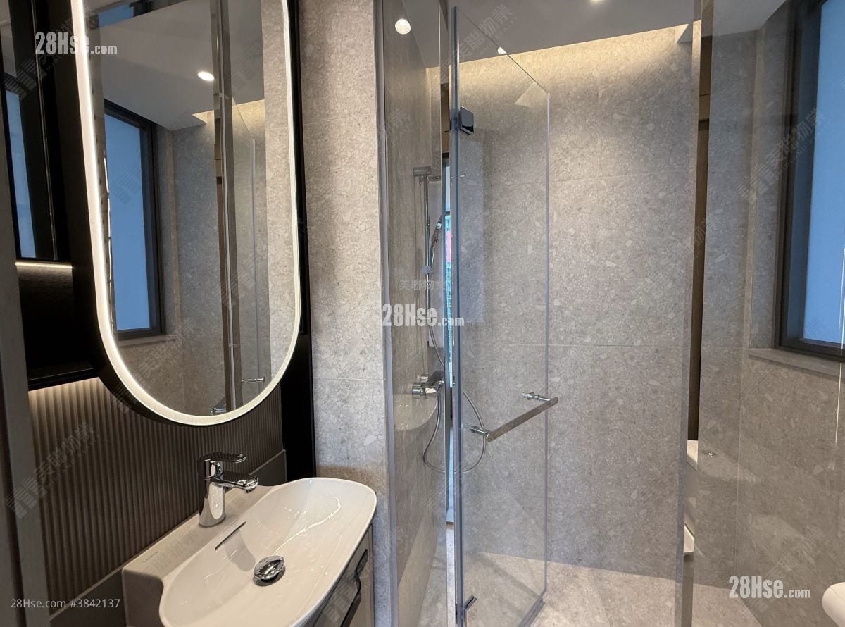 Sierra Sea Sell 1 Bedroom 301 ft²