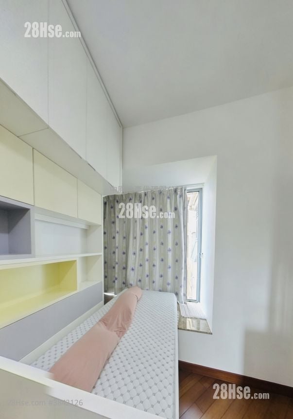 bedroom 1: The Palazzo Sell 4 Bedrooms , 3 Bathrooms 1,249 ft²