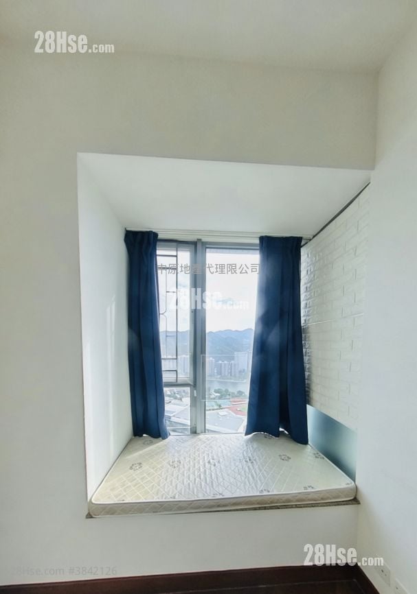 bedroom 3: The Palazzo Sell 4 Bedrooms , 3 Bathrooms 1,249 ft²