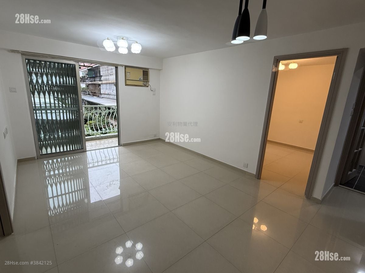 Village Rental 3 Bedrooms , 1 Bathroom