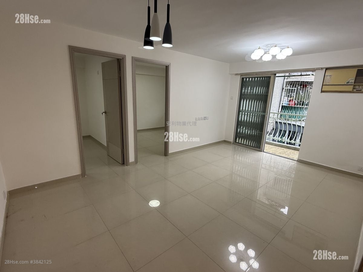 Village Rental 3 Bedrooms , 1 Bathroom
