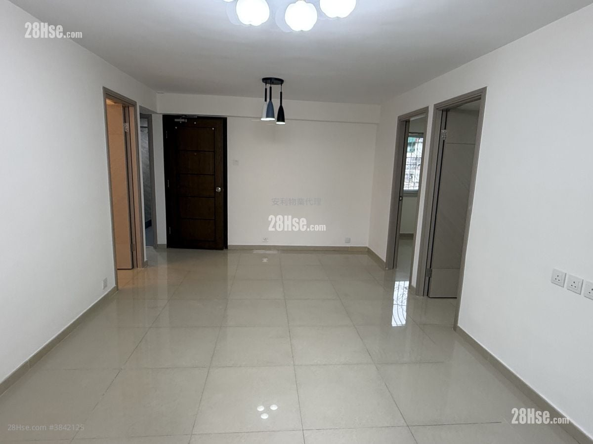 Village Rental 3 Bedrooms , 1 Bathroom