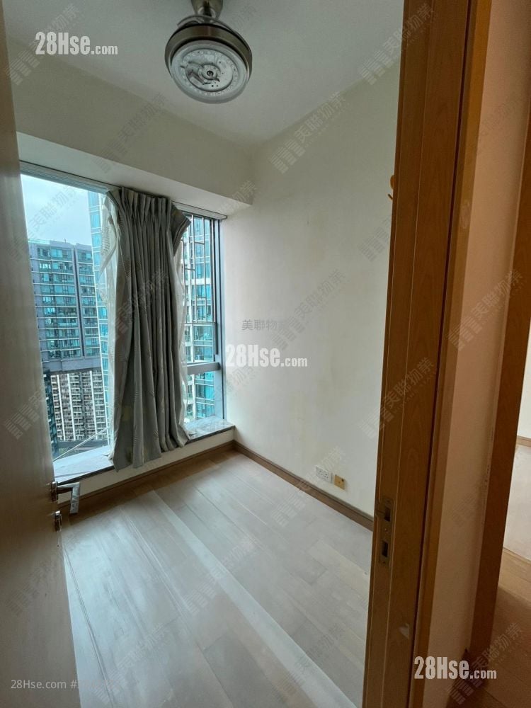The Parkside Rental 2 Bedrooms , 1 Bathroom 516 ft²