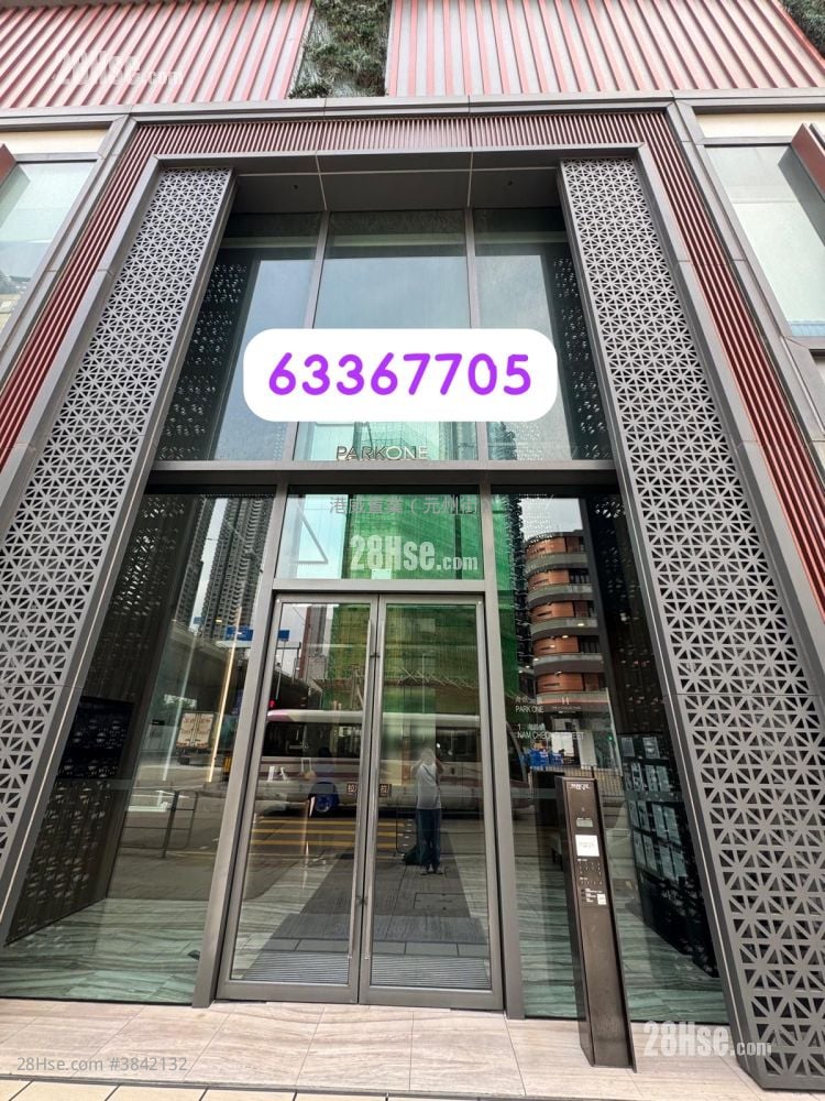 Park One Sell 3 Bedrooms , 1 Bathroom 418 ft²