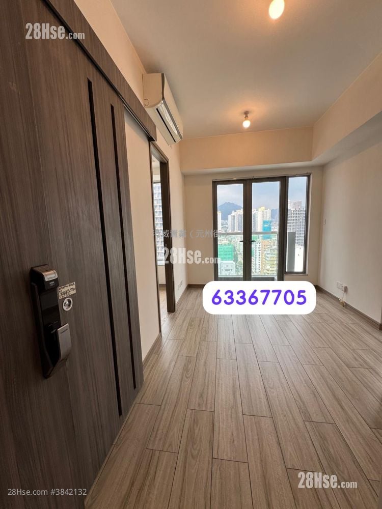 Park One Sell 3 Bedrooms , 1 Bathroom 418 ft²