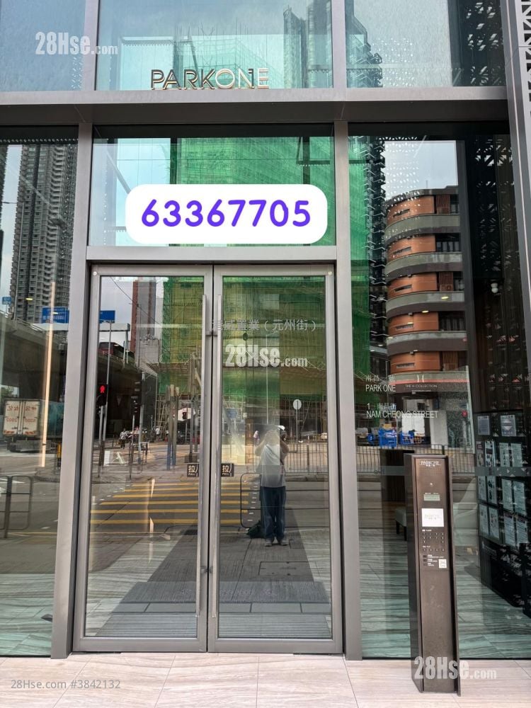 Park One Sell 3 Bedrooms , 1 Bathroom 418 ft²