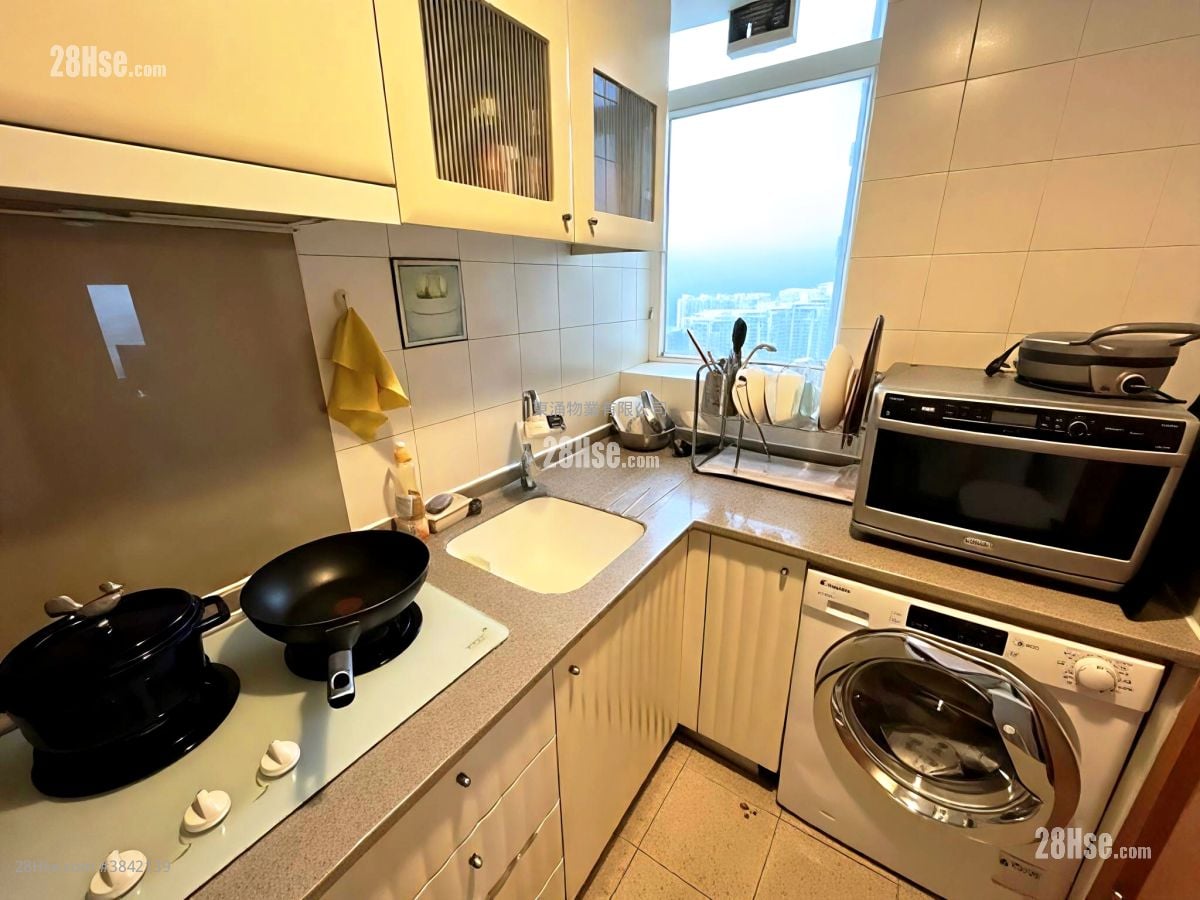 Seaview Crescent Sell 2 Bedrooms , 1 Bathroom 516 ft²