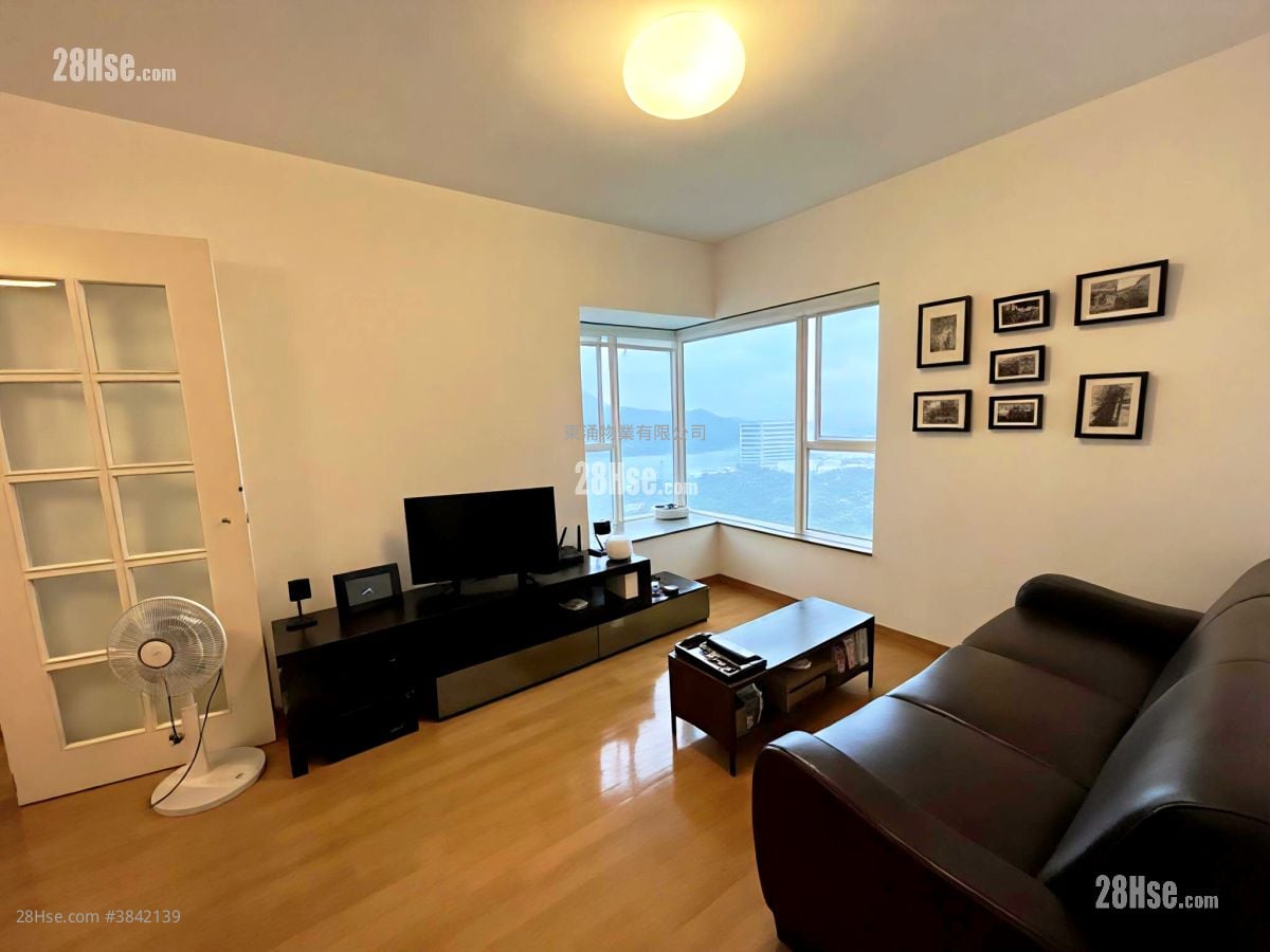 Seaview Crescent Sell 2 Bedrooms , 1 Bathroom 516 ft²
