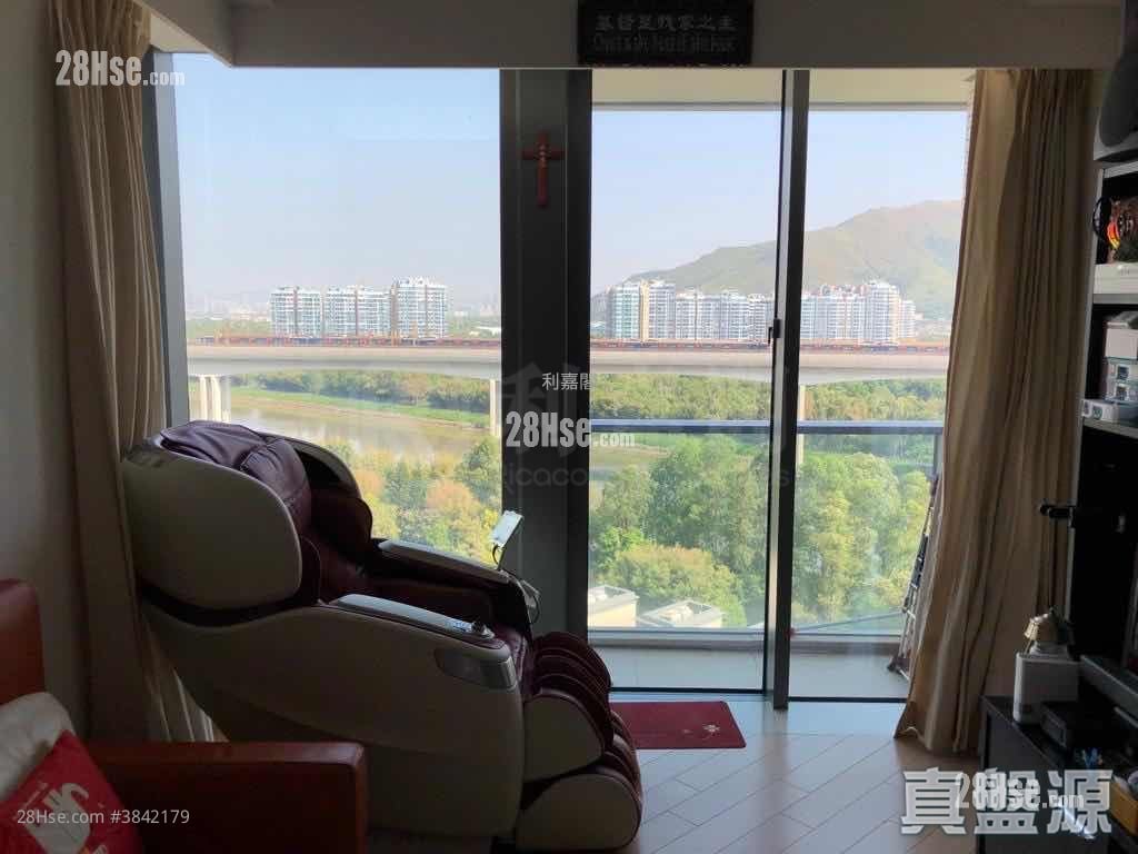 Riva Sell 3 Bedrooms , 2 Bathrooms 696 ft²