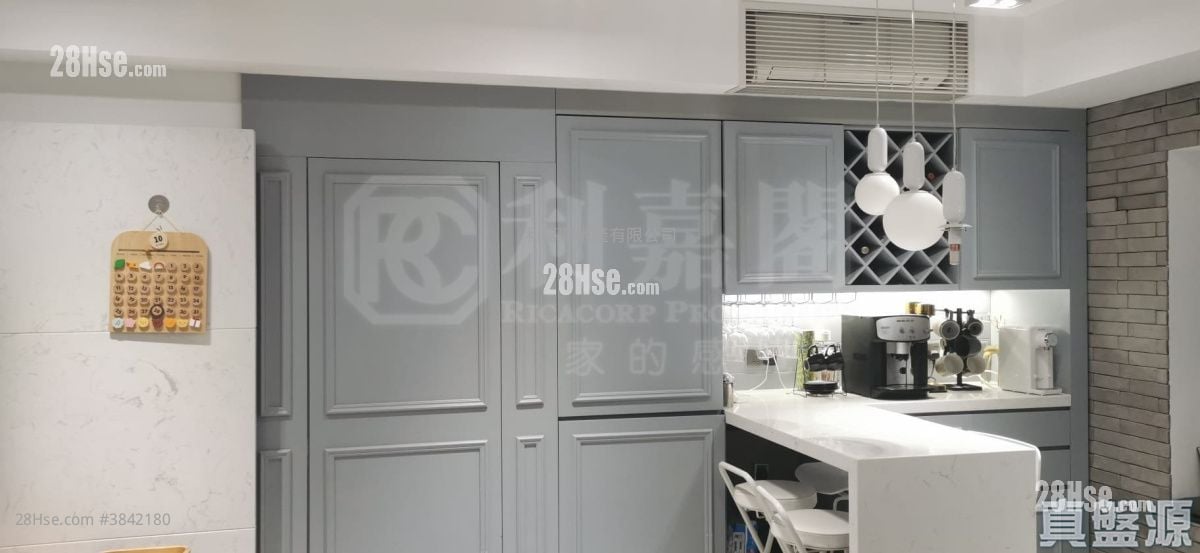 美孚新邨 售盘 2 房 , 1 浴室 639 平方尺