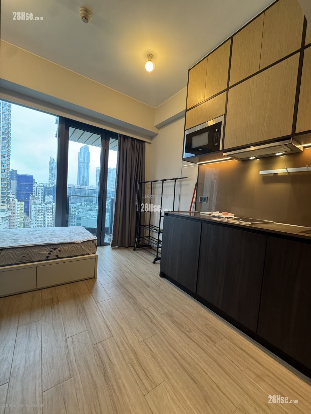 Cetus Square Mile Rental Studio , 1 Bathroom 193 ft²